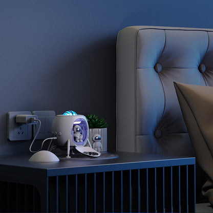 Lampe de Projection Ciel Étoilé : Voyage Interstellaire avec Vaisseau et Astronaute - AstralLuminance